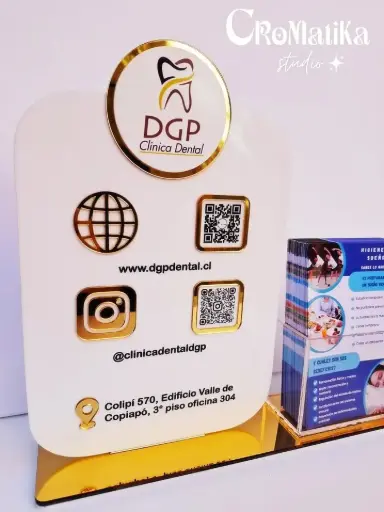 Stan QR porta flayers